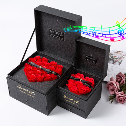 New Year gift box February 14 Valentine's Day lipstick gift box Music packaging box perfume packaging box gift box flower box